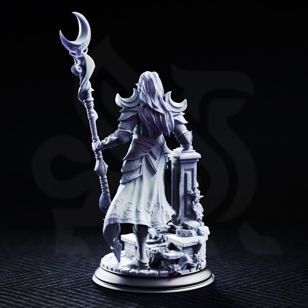 Kadna Glydrin – Arch Warden of the Moon